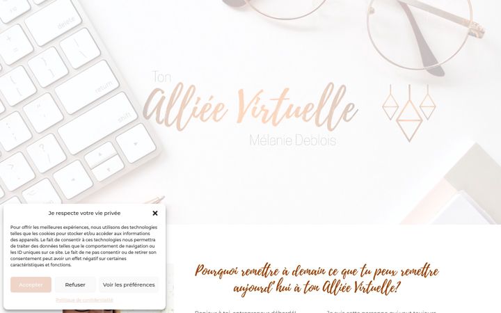 Screenshot of melaniedeblois.com