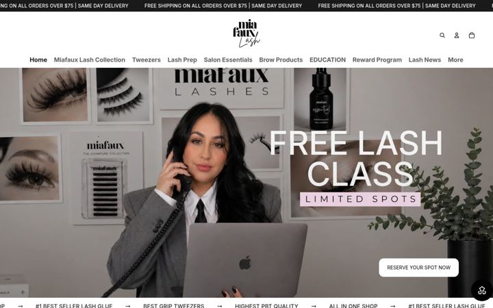 Screenshot of miafauxlash.com