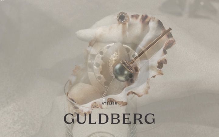 Screenshot of miaguldberg.com
