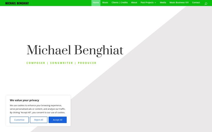 Screenshot of michaelbenghiat.com