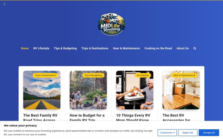 Screenshot of midliferoaming.com