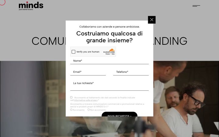 Screenshot of minds360.com