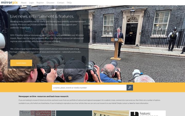 Screenshot of mirrorpix.com