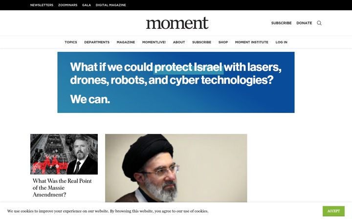 Screenshot of momentmag.com