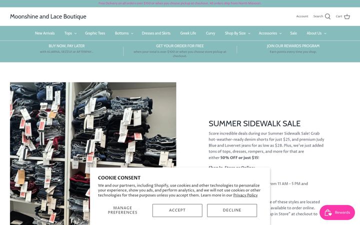 Screenshot of moonshineandlaceboutique.com