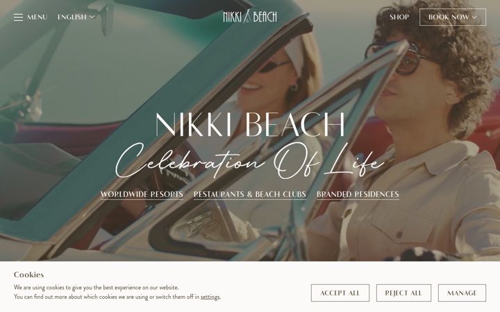 Screenshot of nikkibeach.com
