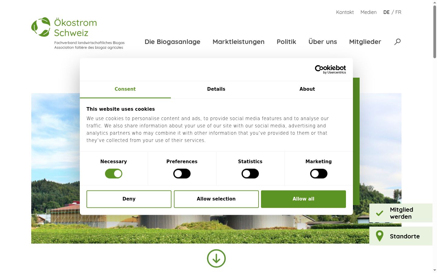 Screenshot of the consent banner shown before any interaction
