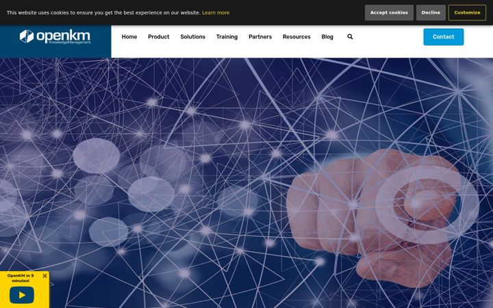 Screenshot of openkm.com