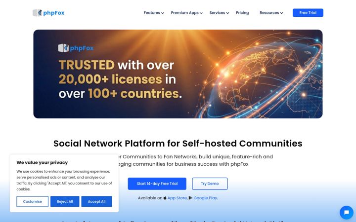 Screenshot of phpfox.com