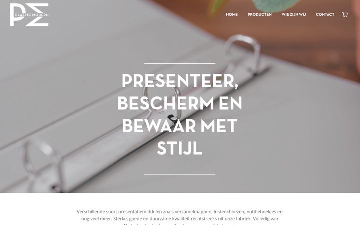 Screenshot of plasticmodern.com