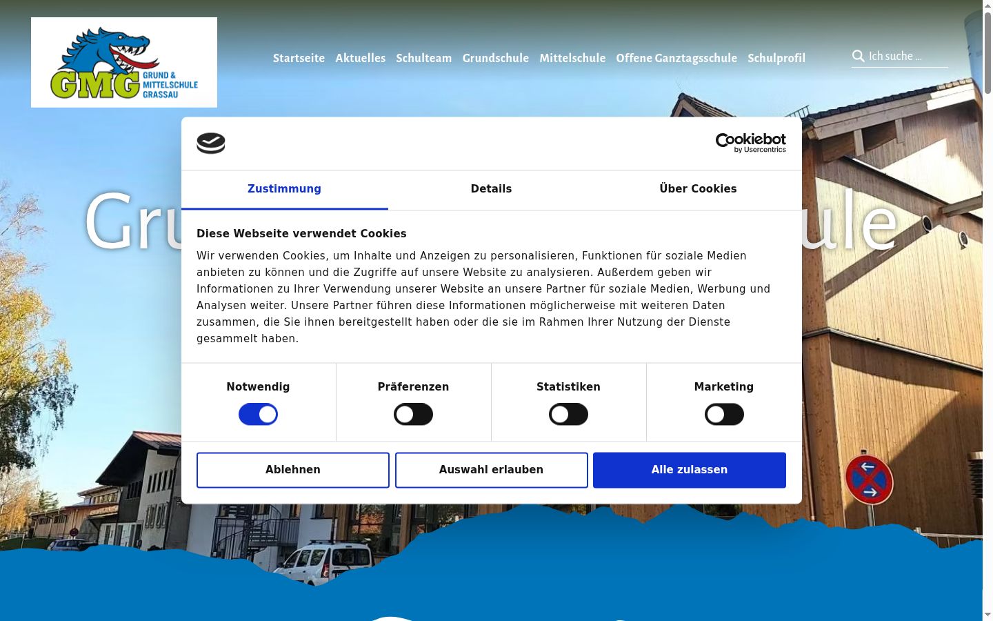 Screenshot of the consent banner shown before any interaction