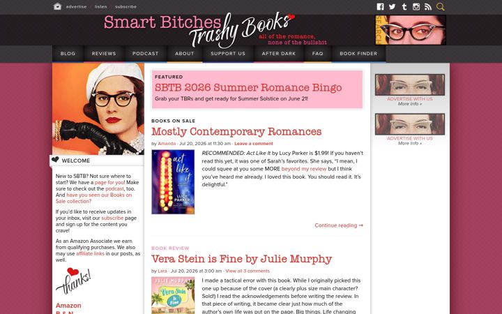 Screenshot of smartbitchestrashybooks.com