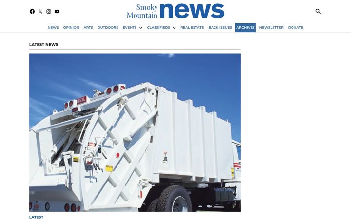 Screenshot of smokymountainnews.com