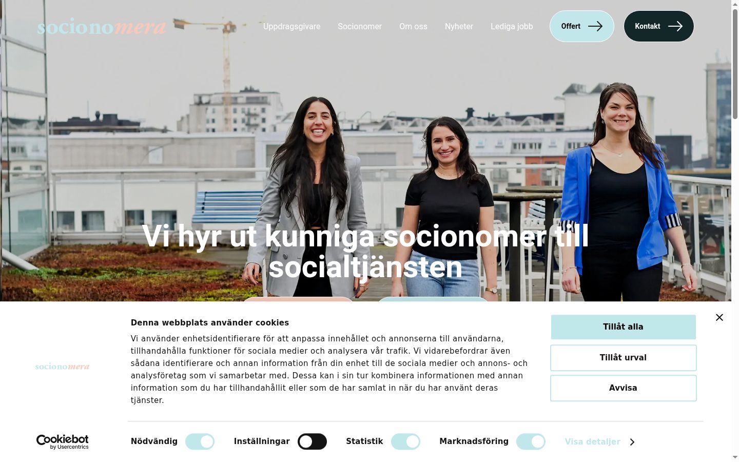 Screenshot of the consent banner shown before any interaction
