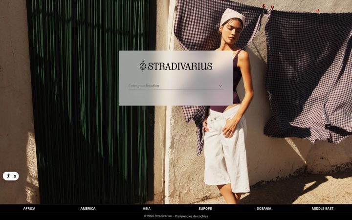 Screenshot stránky stradivarius.com