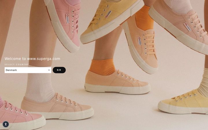 Screenshot of superga.com
