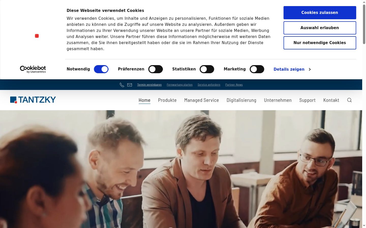 Captură de ecran a bannerului de consimțământ afișat înainte de orice interacțiune