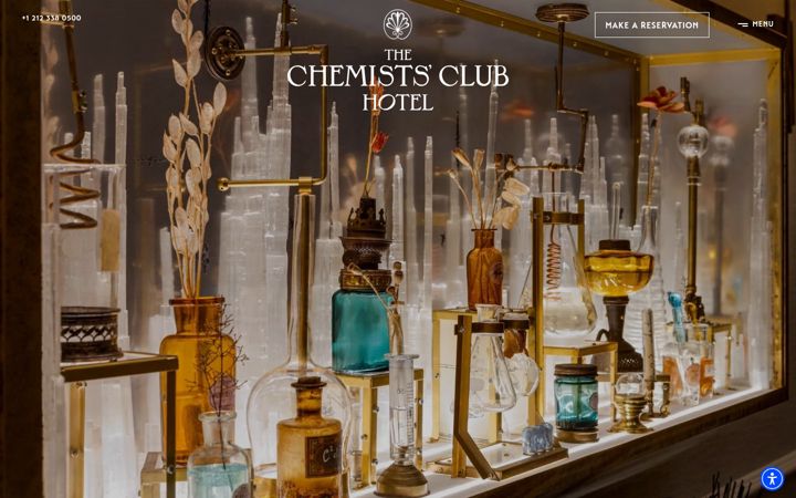 Screenshot of thechemistsclubhotel.com