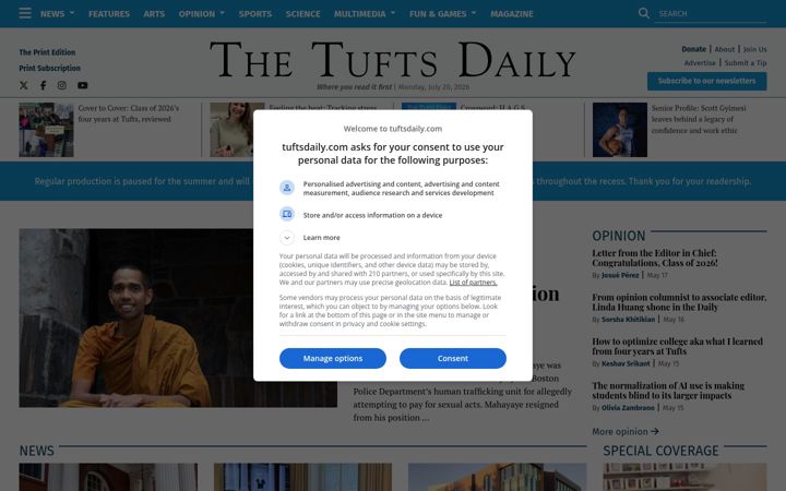 Screenshot of tuftsdaily.com