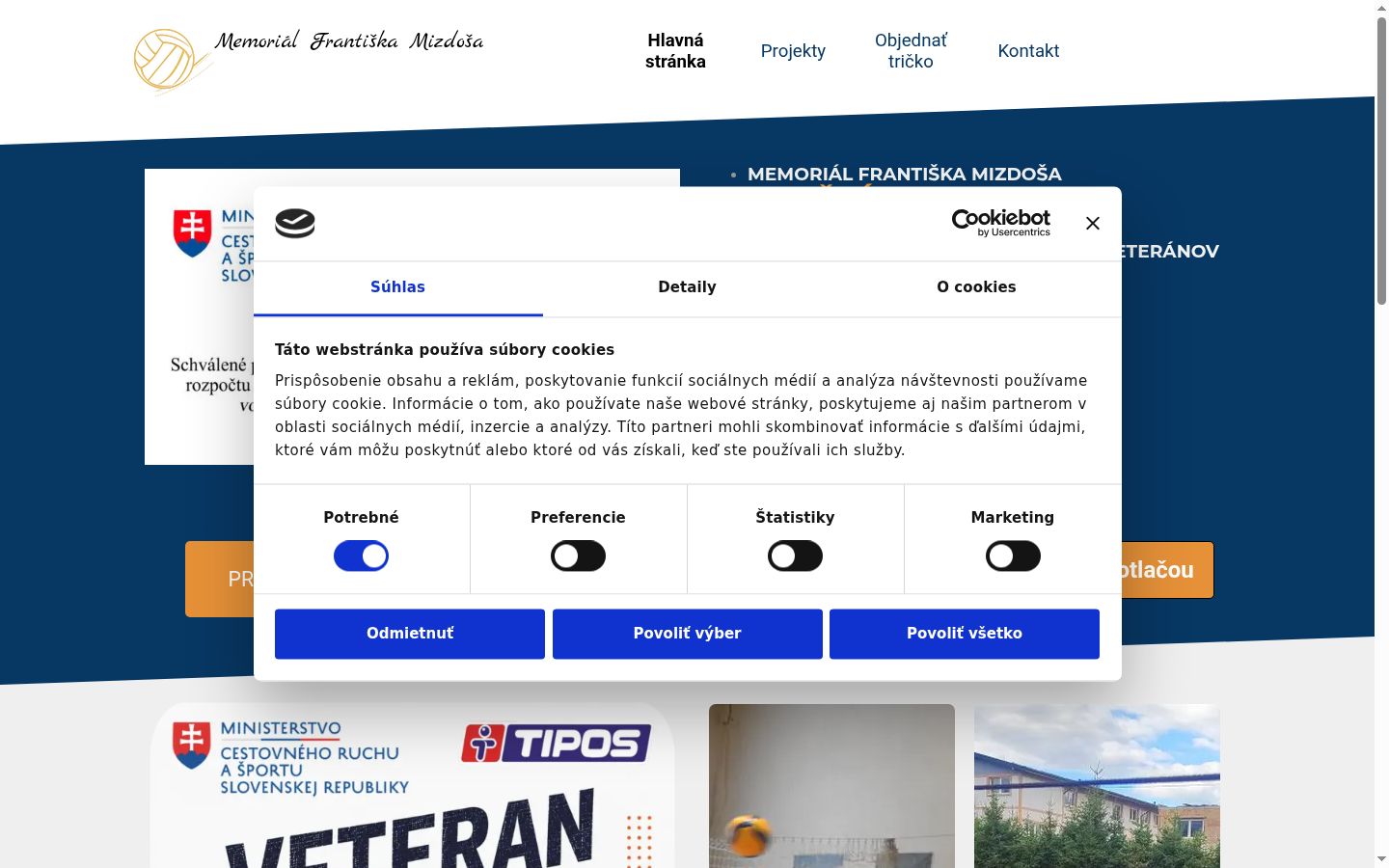 Screenshot del banner di consenso mostrato prima di qualsiasi interazione