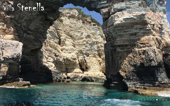 Screenshot stránky villastenellapaxos.com