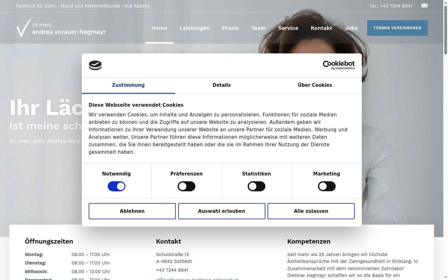 Screenshot of the consent banner shown before any interaction