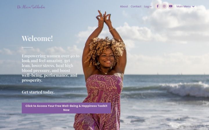Screenshot of yogialicia.com
